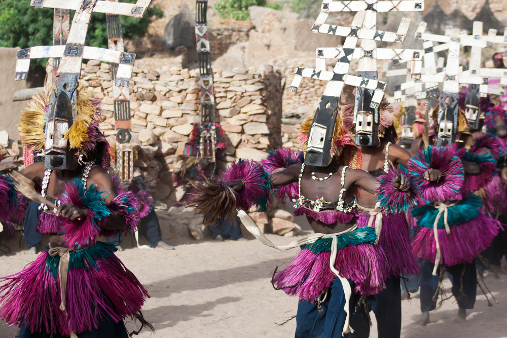 Dogon tribes men dancing