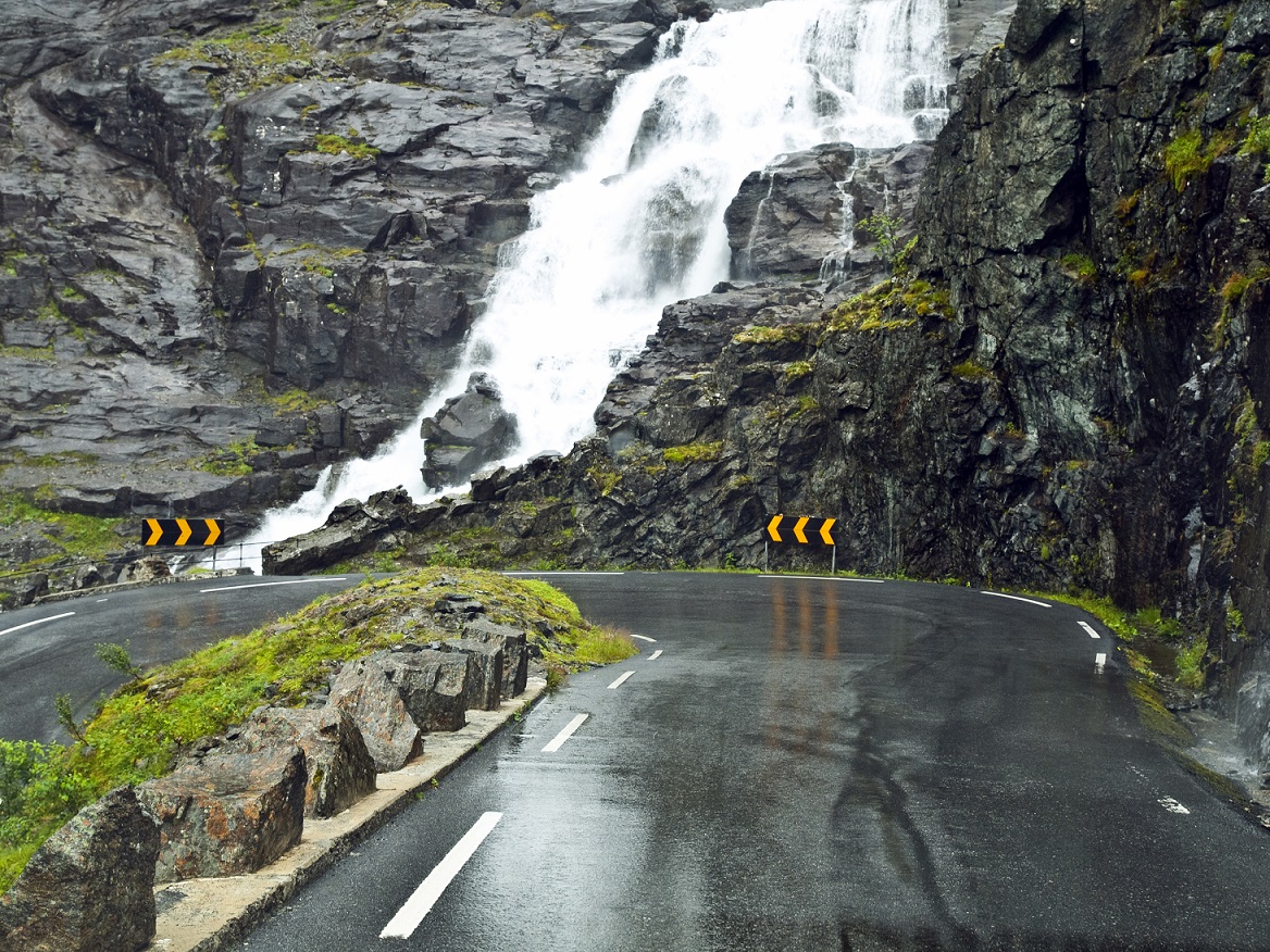 Dangerous wet road in Trollstigen