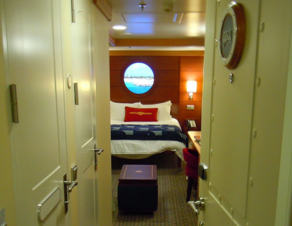 Deluxe interior state room at the Disney Dream ship