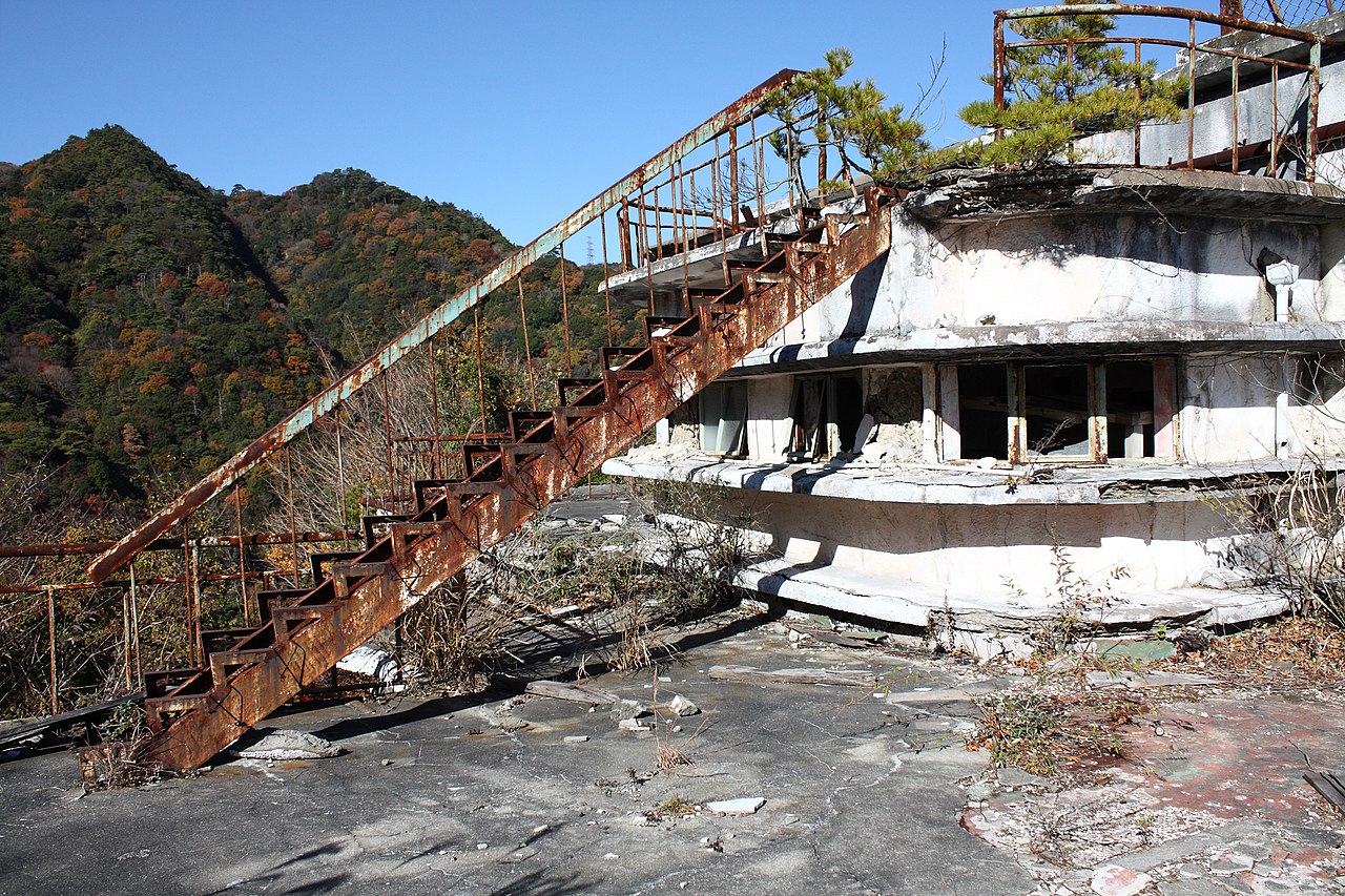 Maya abandoned Hotel - 2012