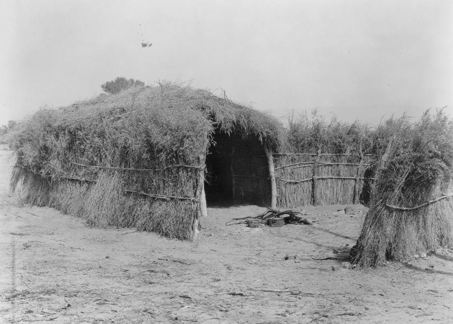Cahuilla House In The Desert California