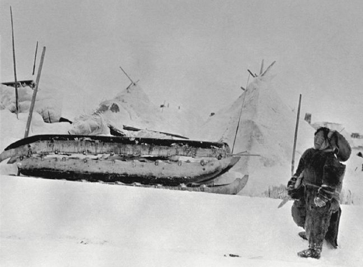 Copper Inuit Snowhouse Village At Bernard Harbour