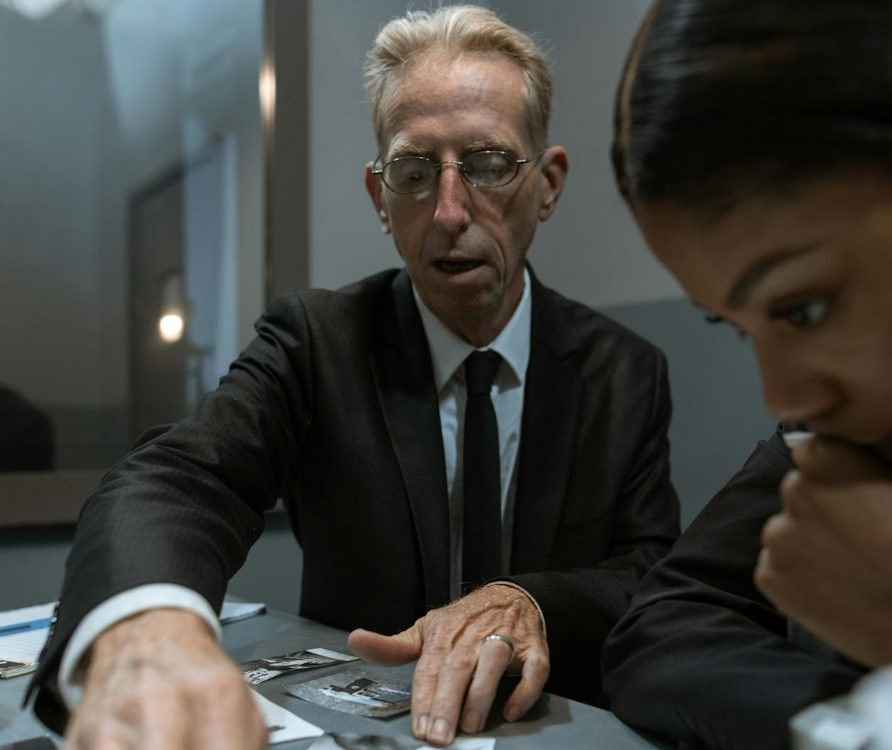 Agents Working in Solving a Case