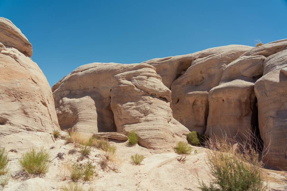 Smooth rocks at Blue John Canyon