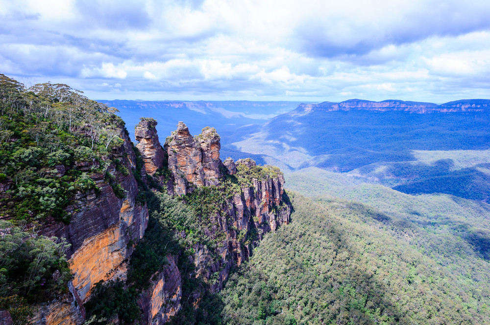image of Three Sisters stones