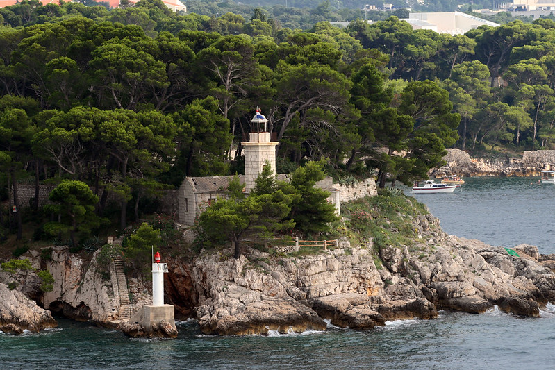Daksa Island Lighthouse