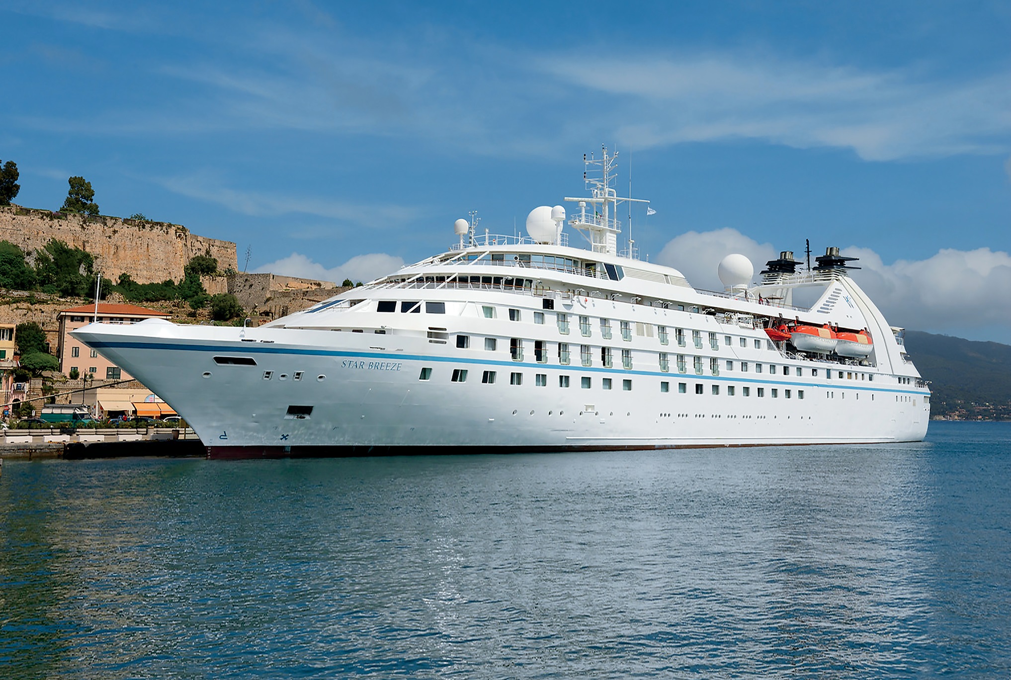 Star Breeze Luxury Cruise Ship - 2016