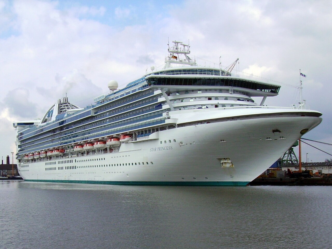 Star Princess ,Cruise ship - 2006