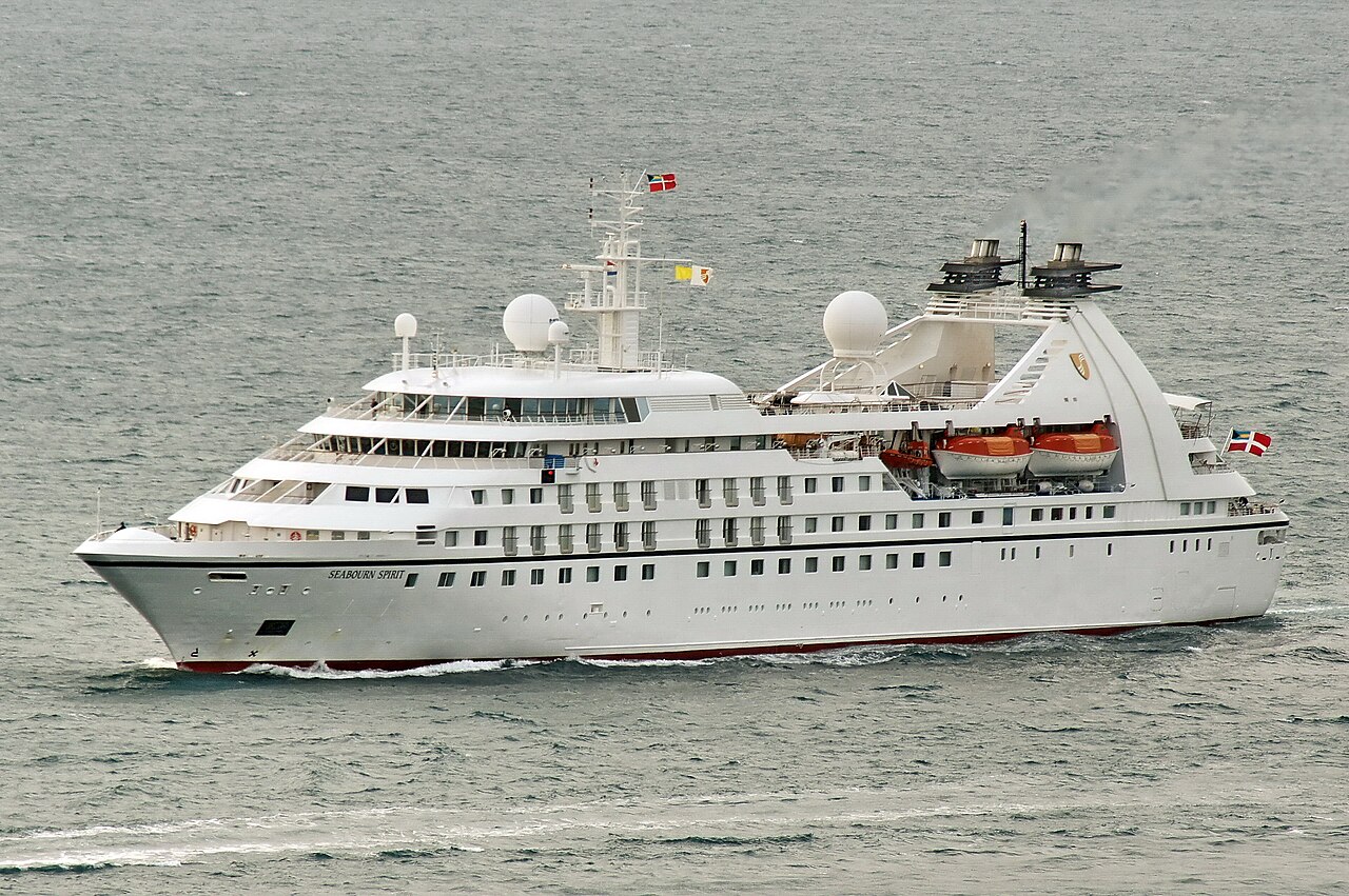 Seabourn Spirit on the sea - 1989