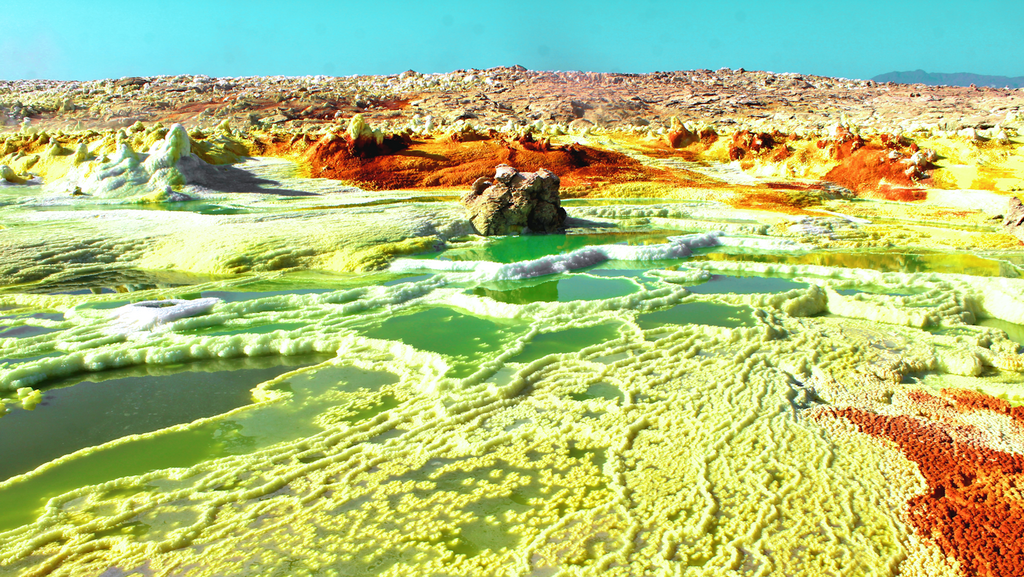 Hydrothermal chimneys, salt pillars and terraces of Dallol
