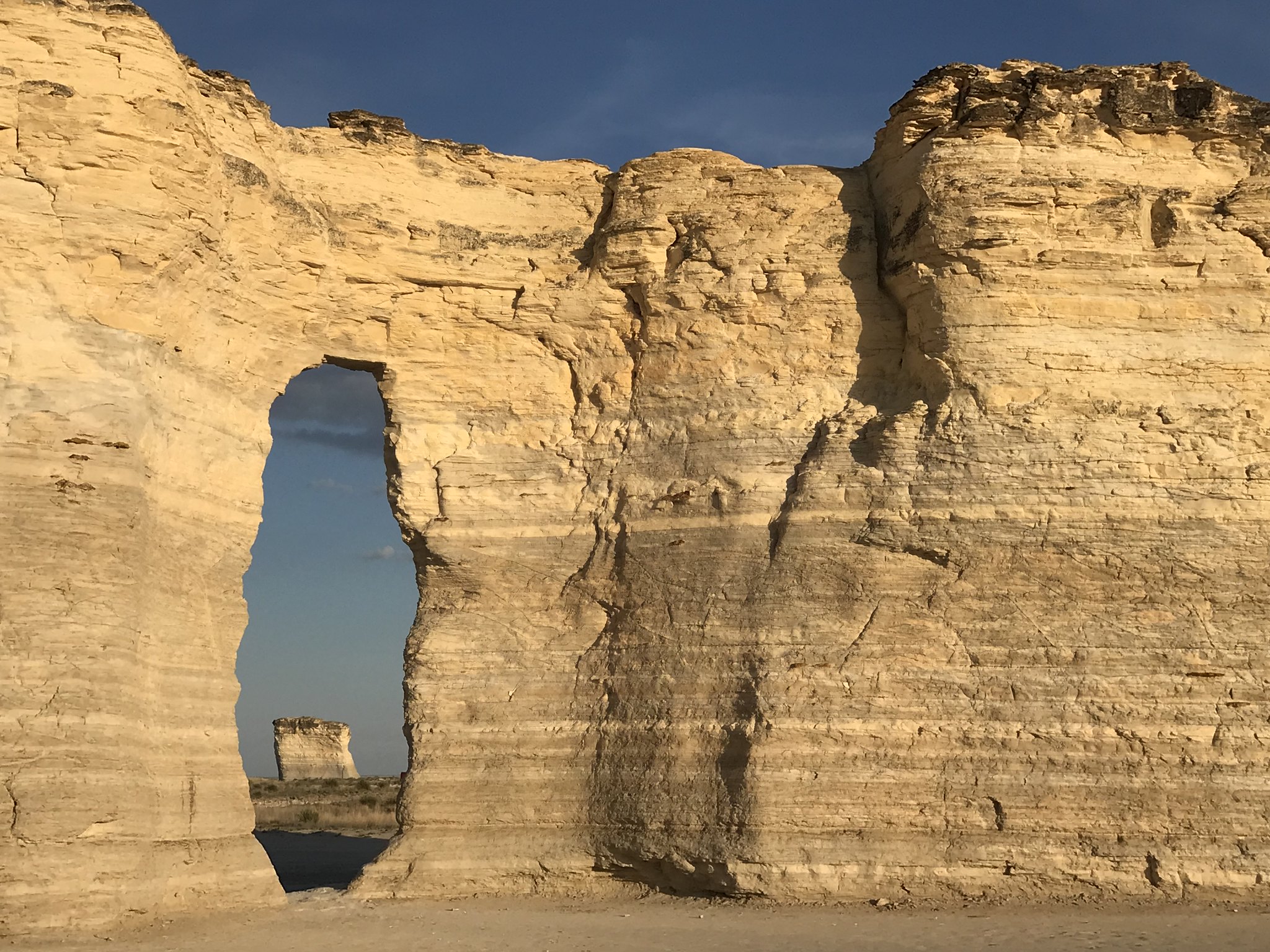Kansas: Monument Rocks