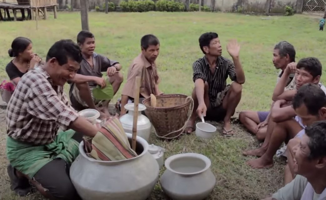 Toto people. Toto people in temple 