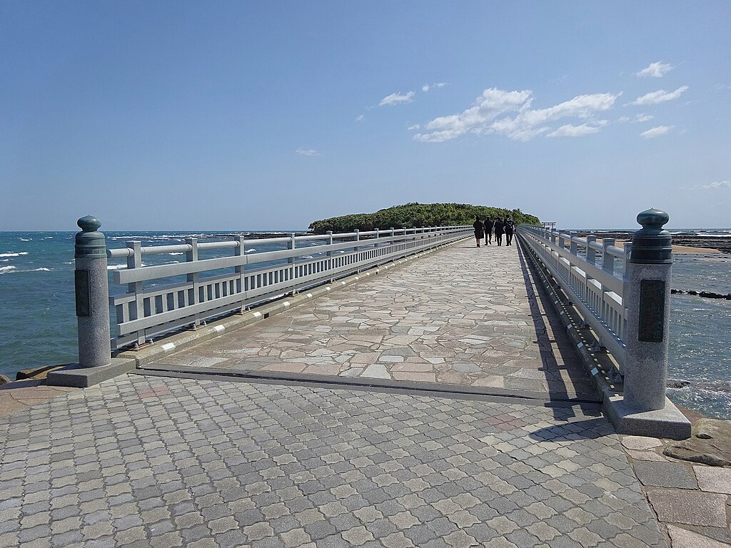Landscape Photo of the Aoshima island Yayoi bridge