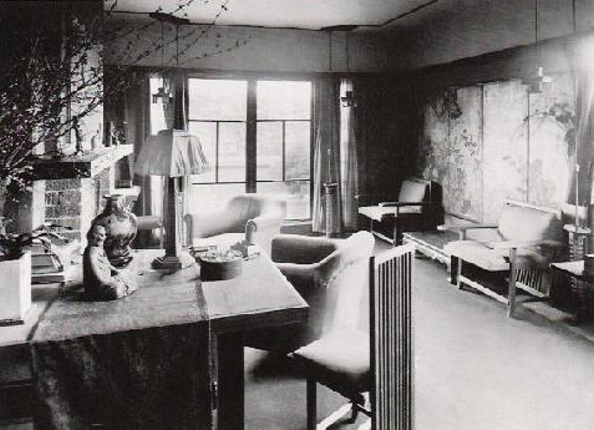 Frank Lloyd Wright's apartment in the annex of the old Imperial Hotel - 1919