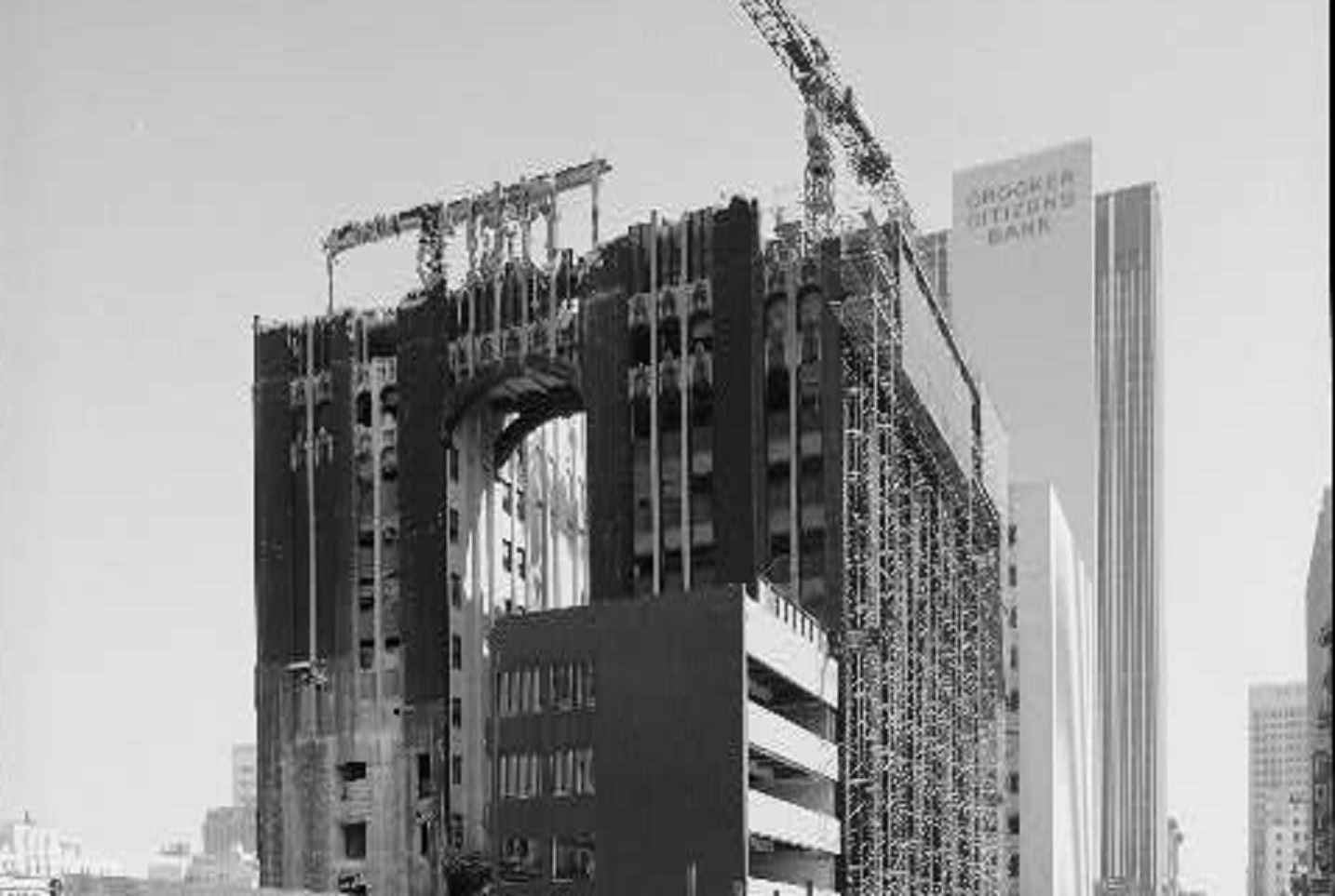 Richfield Oil Building - 1968/69