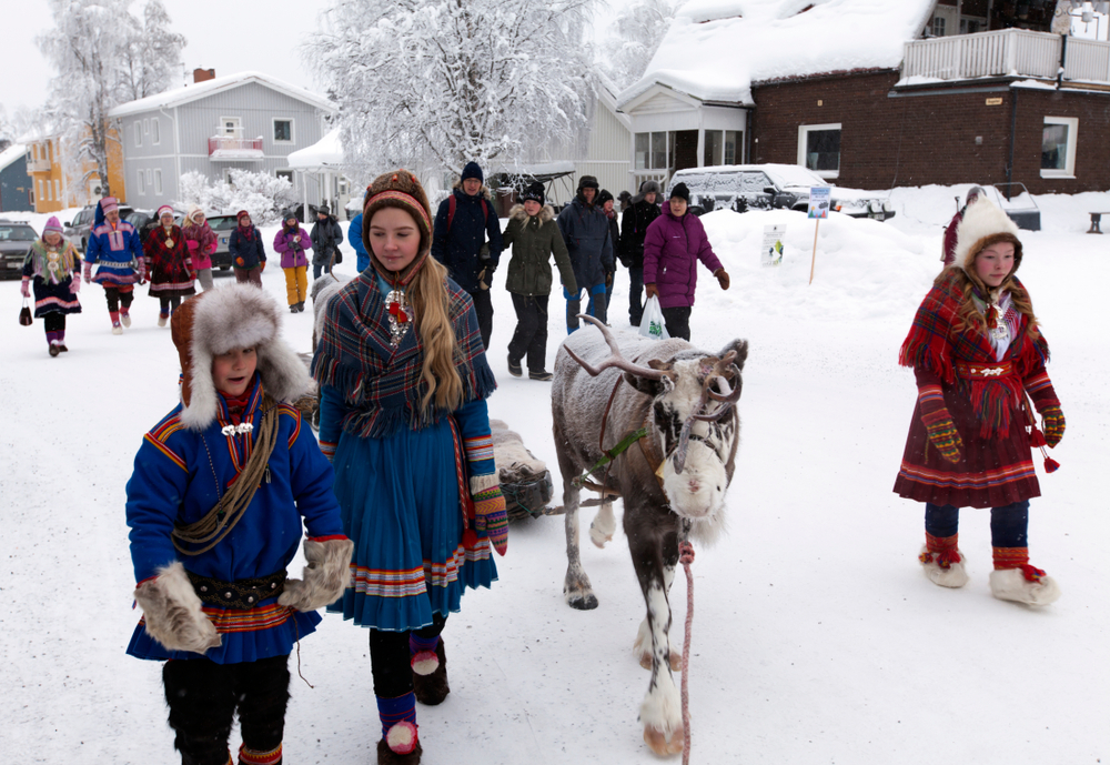 Sami children in traditional clothes