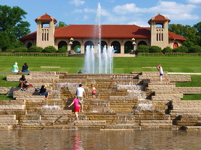 image of forest park fountains