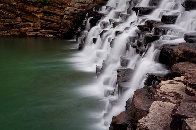 image Devil's Den State Park