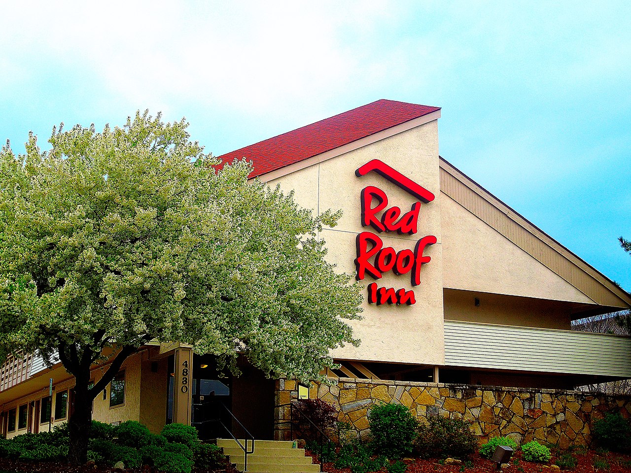 Red Roof Inn