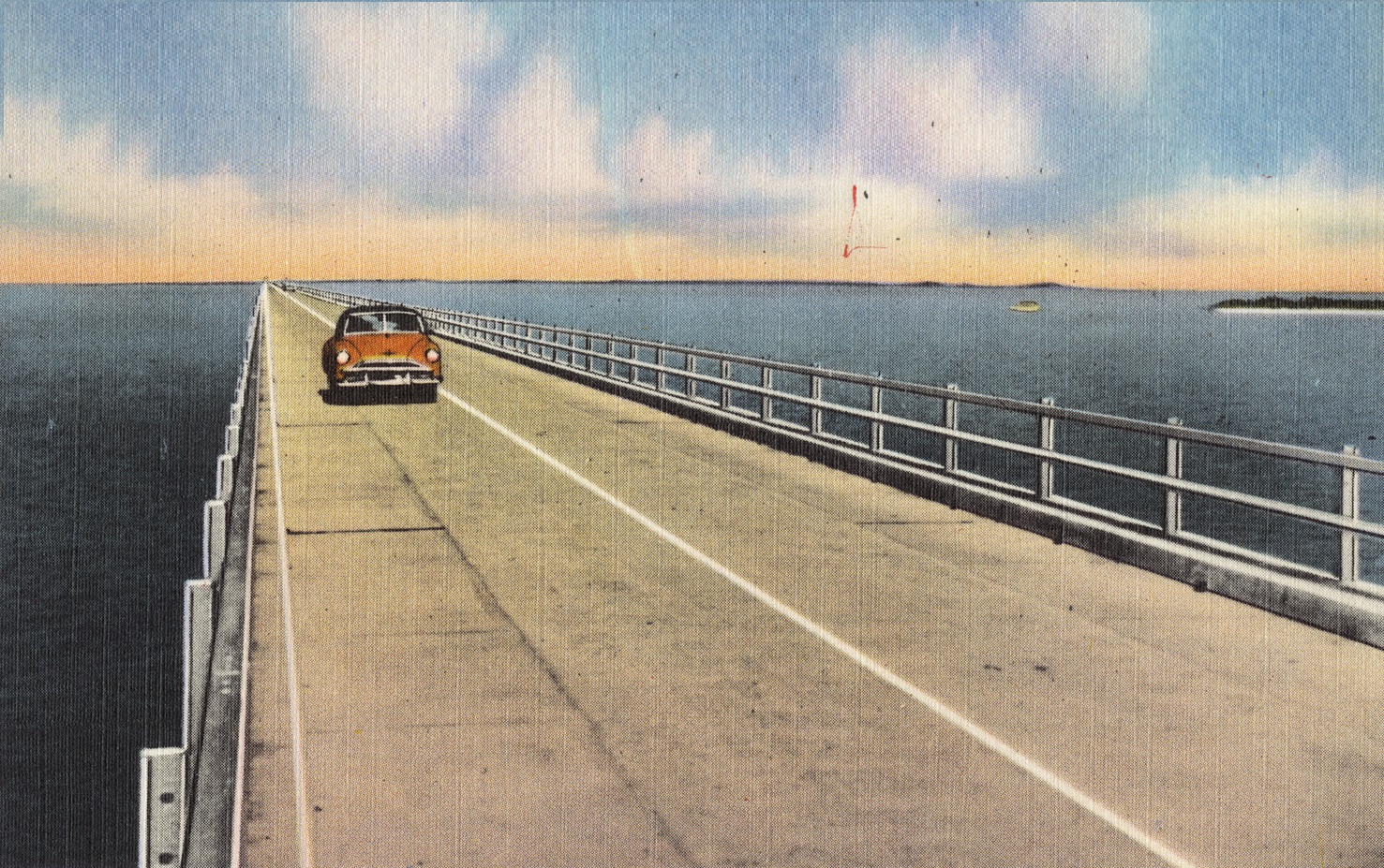 One of the long bridges linking the keys on the overseas highway from Miami to Key West, Florida