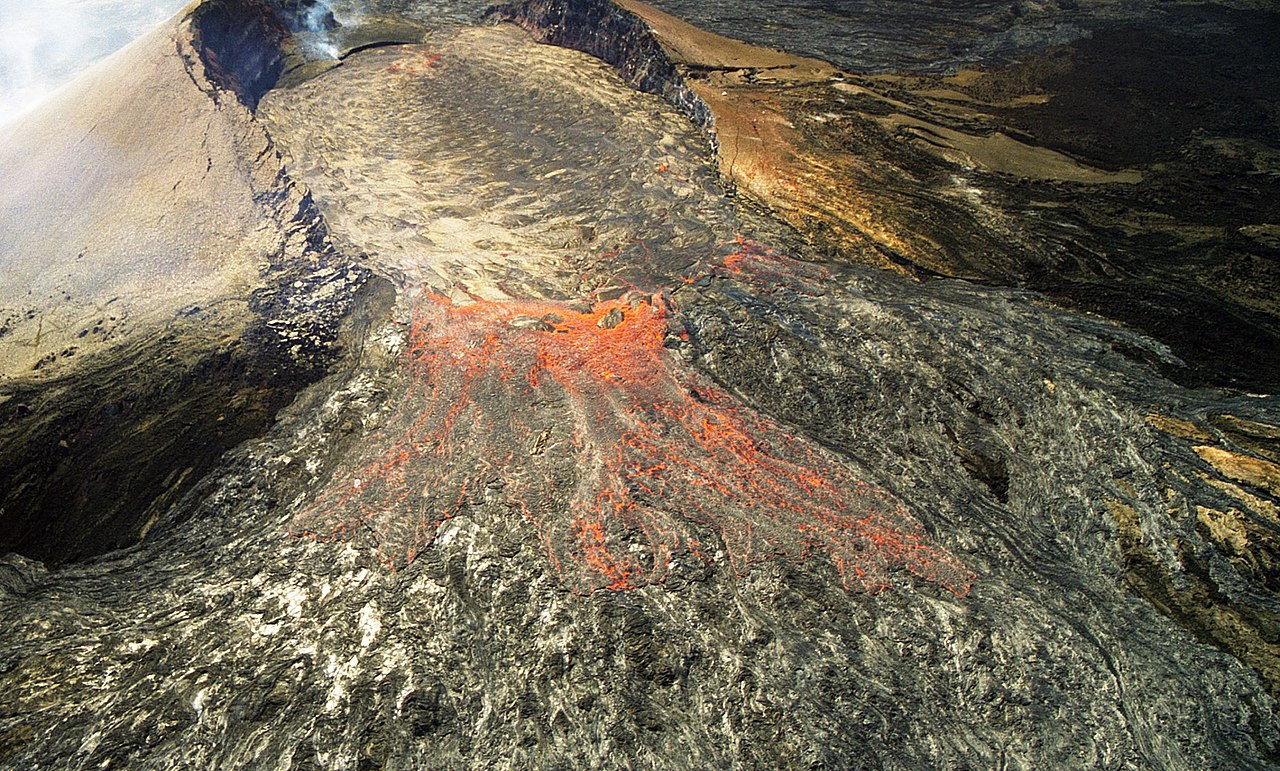 Kilauea Volcano Hawaii - Aerial View October 1997