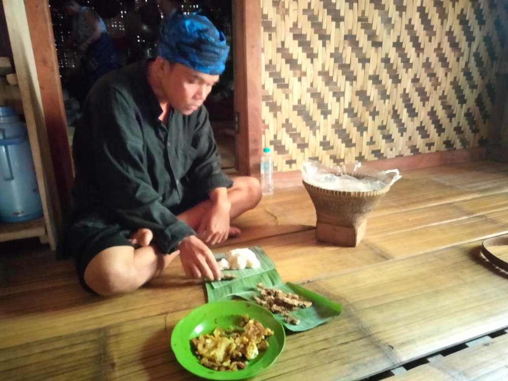 Baduy people's approach to eating