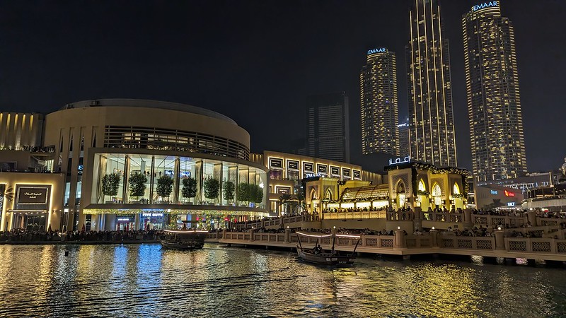 image of Dubai Mall & Fountain