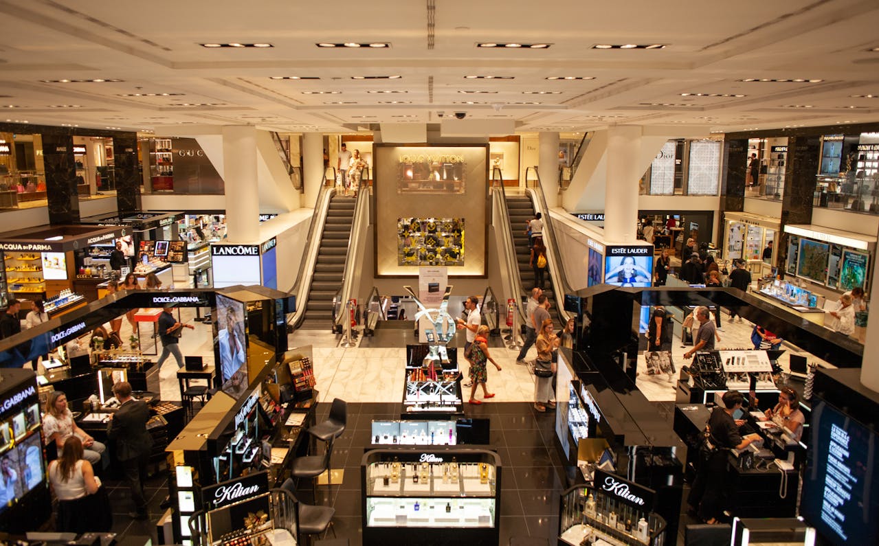 image of a shopping mall