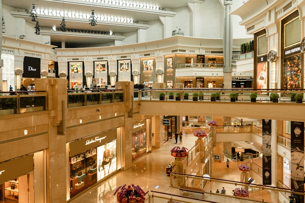 image of a shopping mall