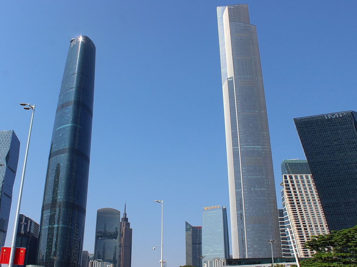 Guangzhou IFC (left) and Guangzhou CTF (right) - 2018