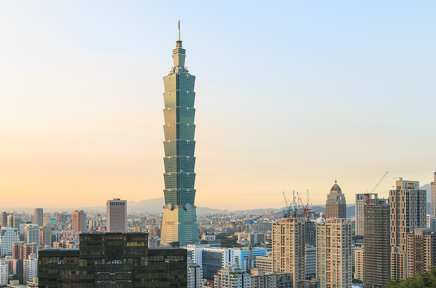 Taipei 101 tower at sunset