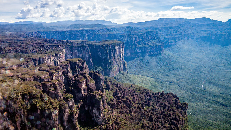 The cliffs of Macizo del Auyán-Tepui