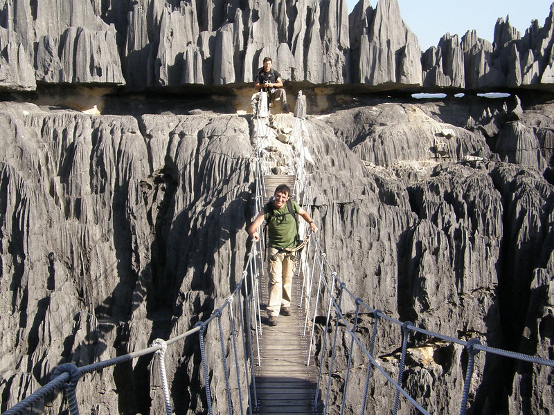 people on El Gran Tsingy