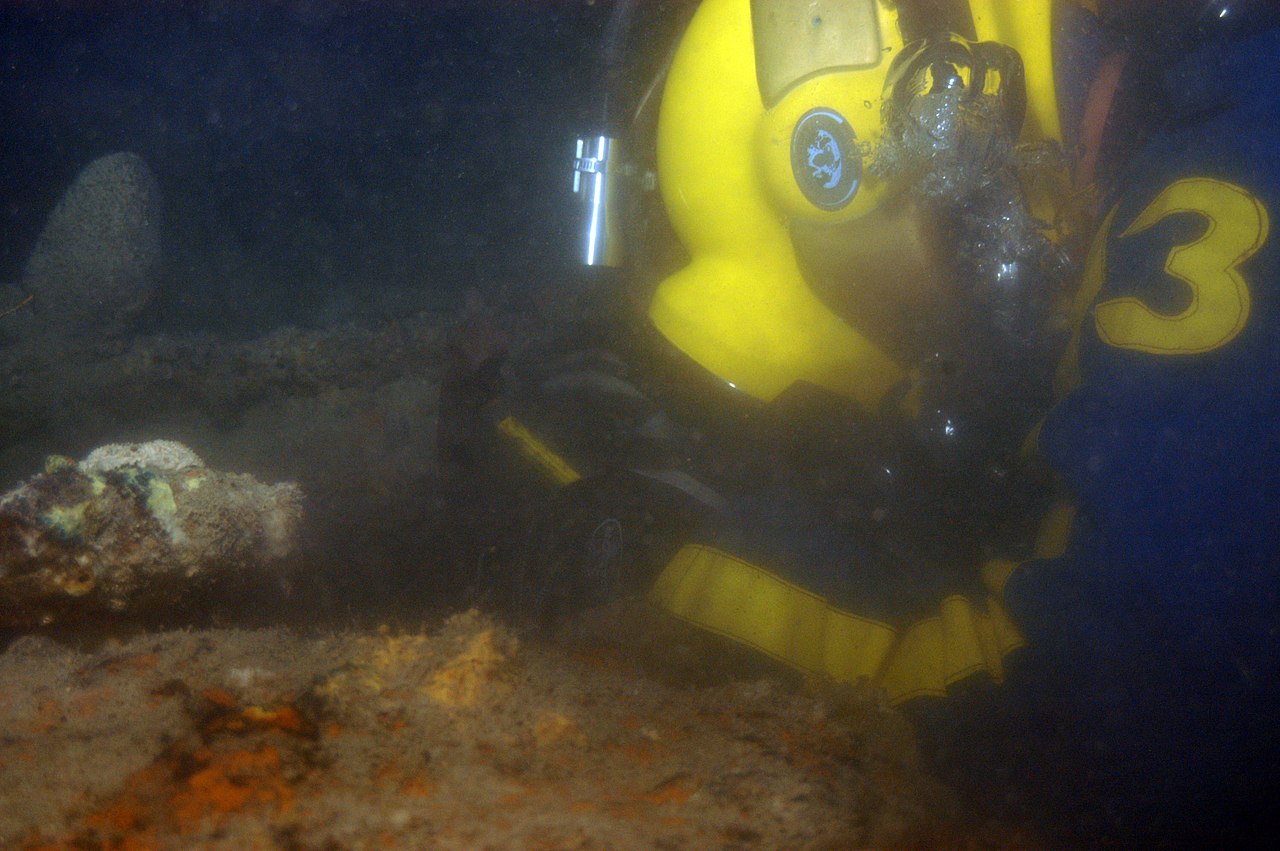 Navy Diver Assigned To The Salvage Ship Uss Salvor
