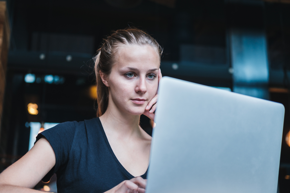 Business woman working with laptop