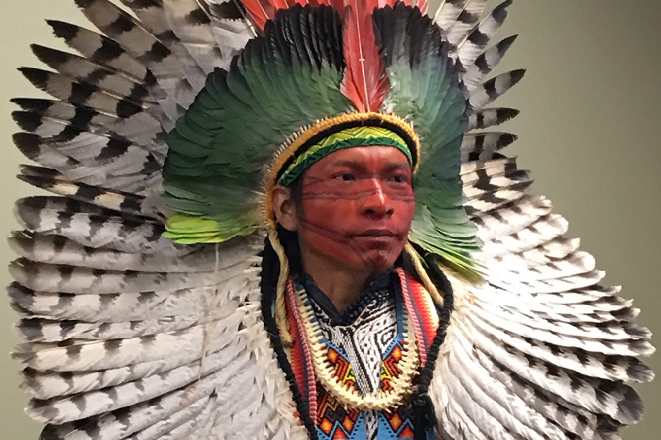 Kaxinawá tribe leader looking at front.