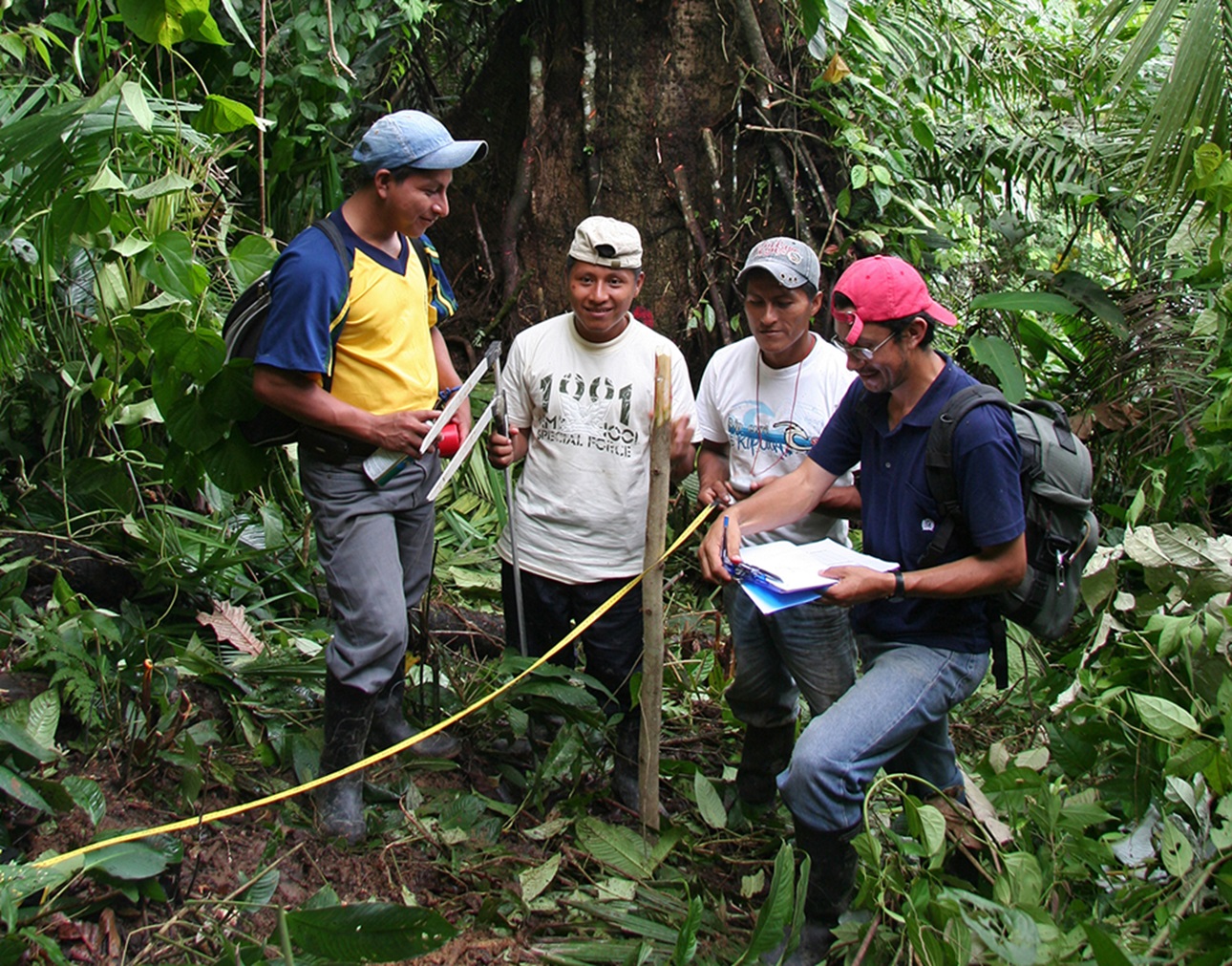 Awá people with employees of the Federacion Awá of Ecuador - 2007