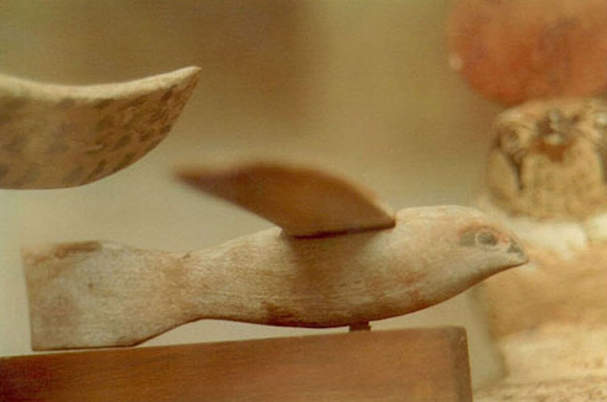 Side view of the glider model of Saqqara Bird