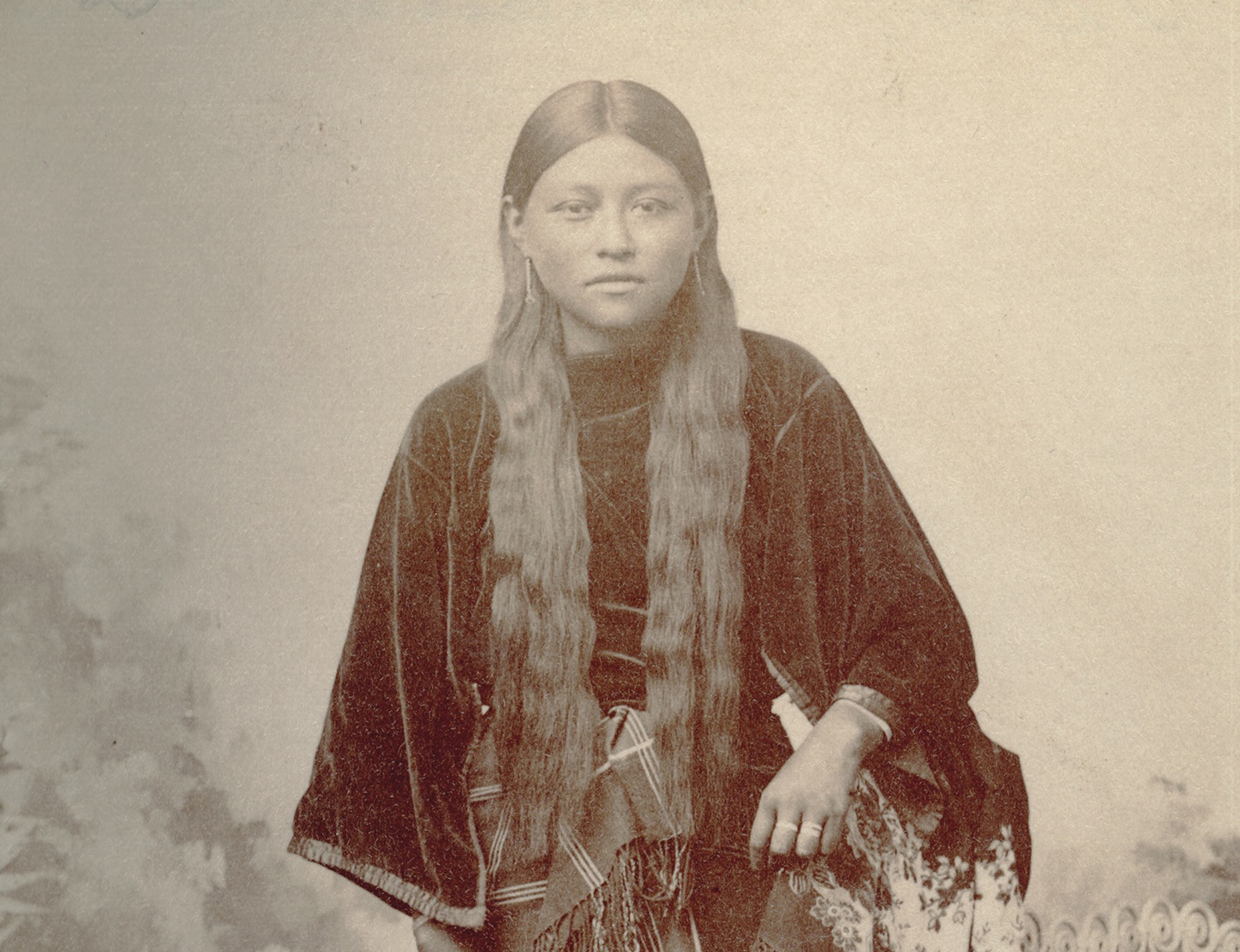 Isic, Comanche Girl - circa 1890