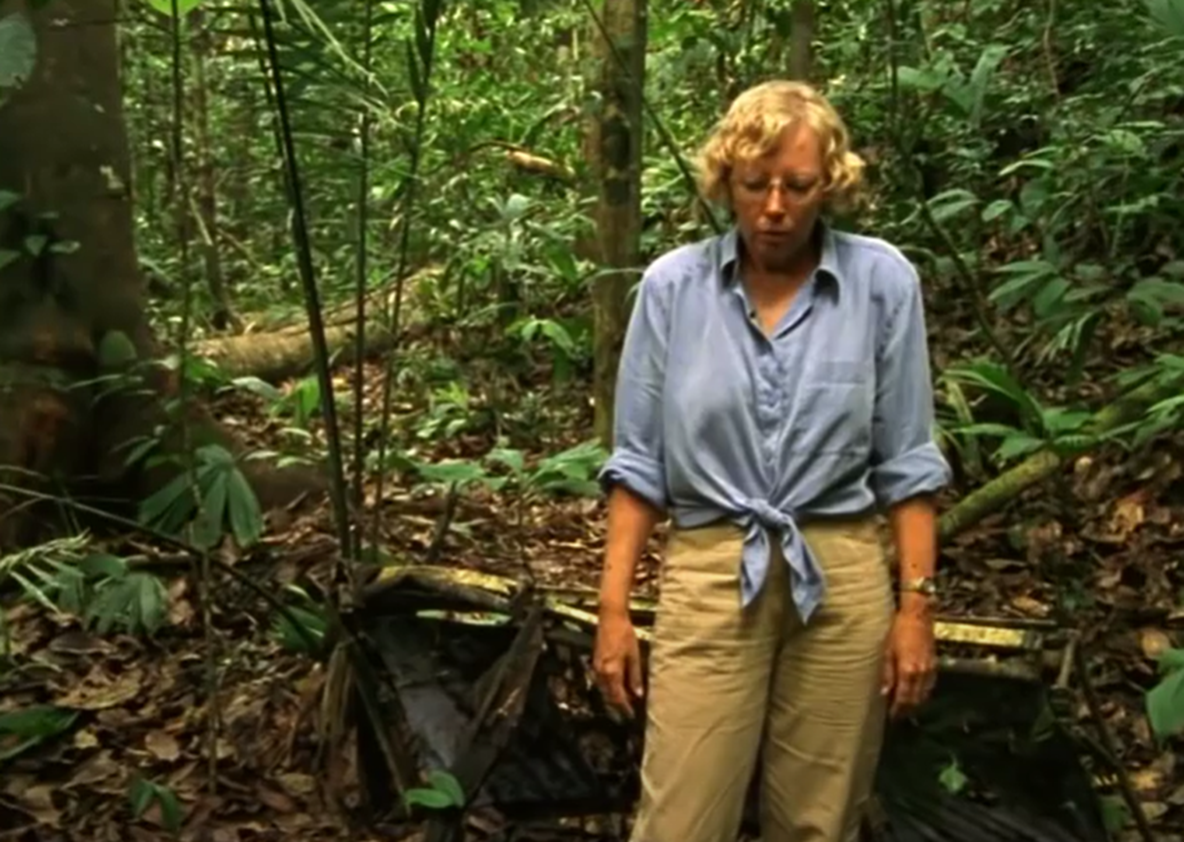 Screenshot of Juliane Koepcke looking at camera - from Julianes Sturz in den Dschungel (1999)