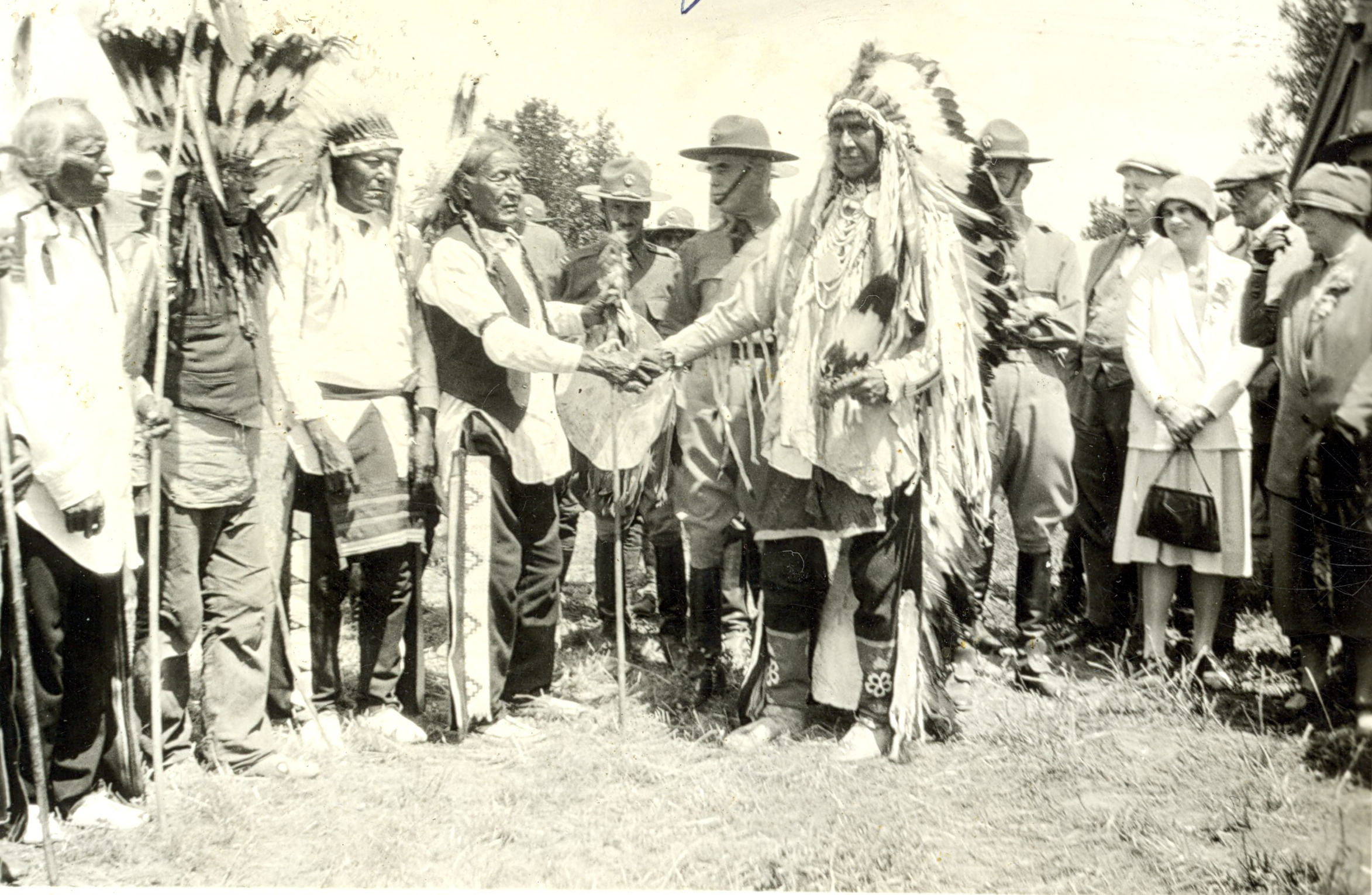 Cheyenne tribe and white people