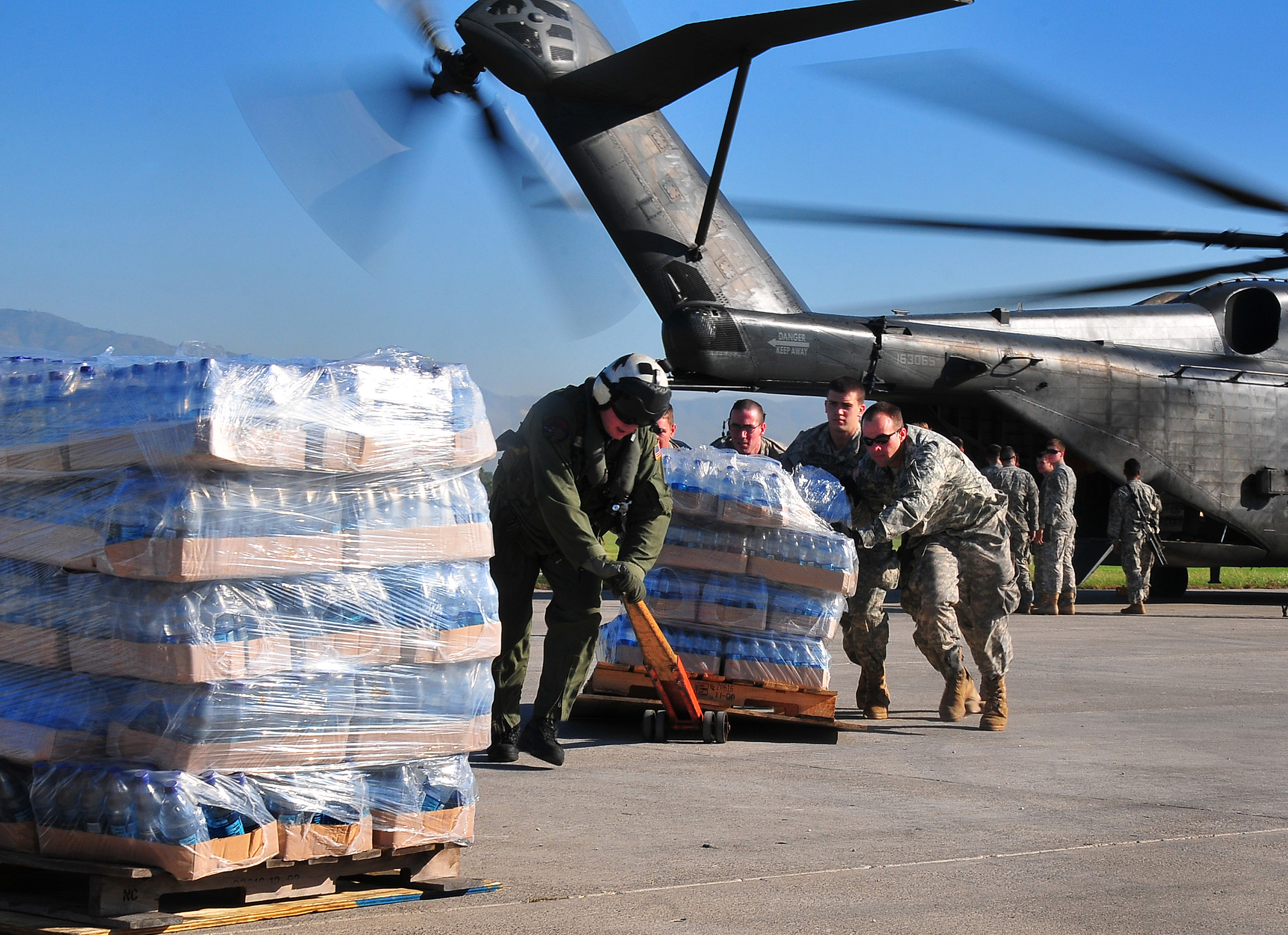 2010 Haiti Earthquake Relief Efforts By The Us Army