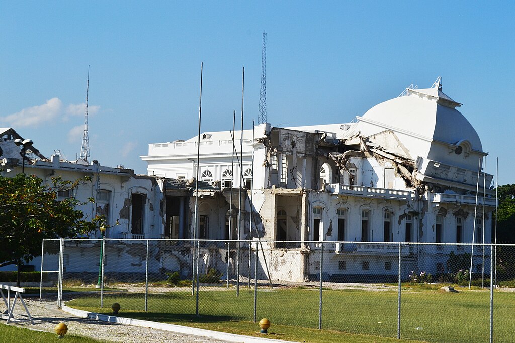 Ruins Of Haiti National Palace - Port Au Prince 2012
