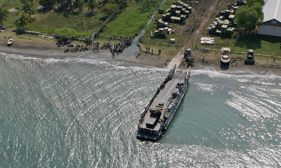 Haiti relief landing