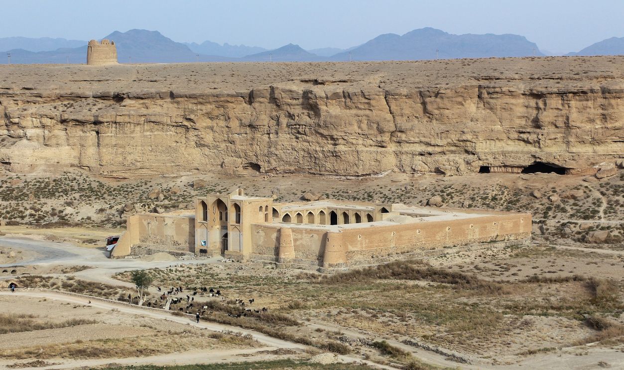 Izadkhvast Caravanserai, Iran