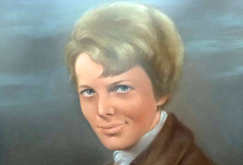 A painting of Amelia Earhart