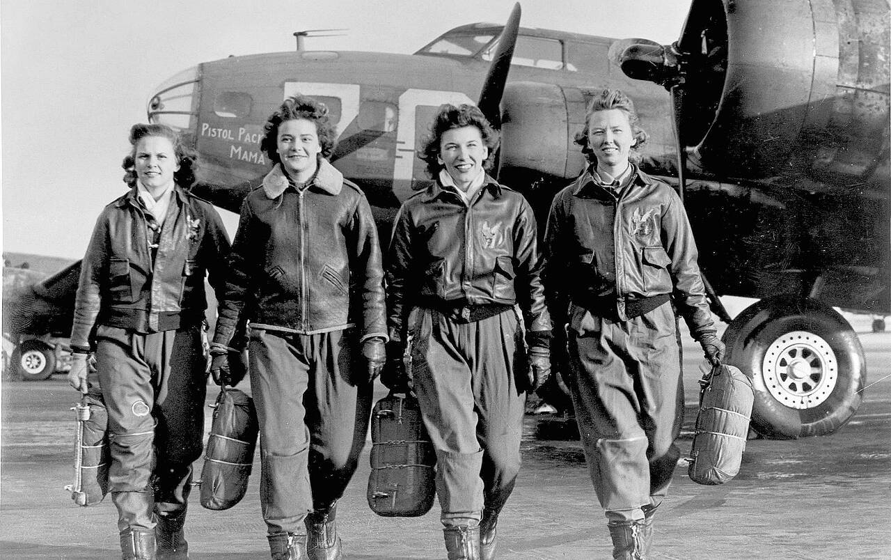 Group of Women Airforce Service Pilots