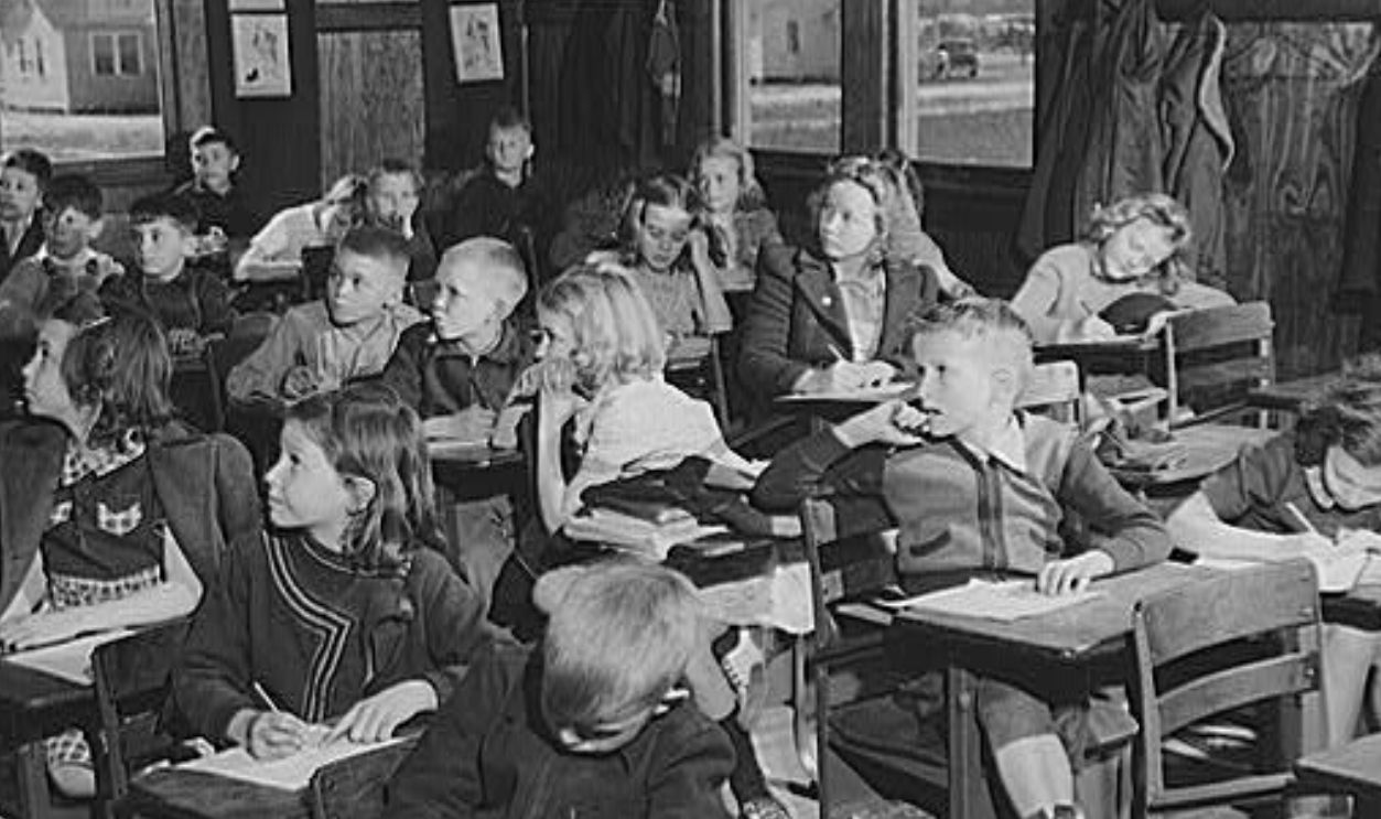 Overcrowded School Room In Fayetteville North Carolina