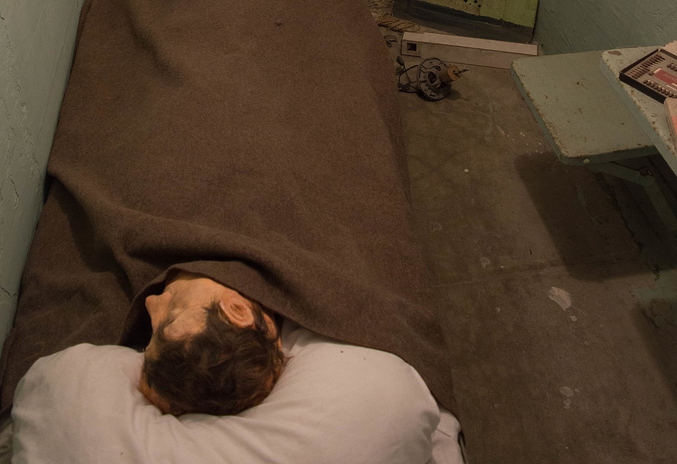 Alcatraz Escape Cell with false head.