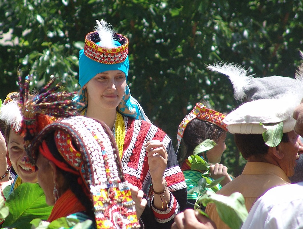 Kelash girls dance - 2008